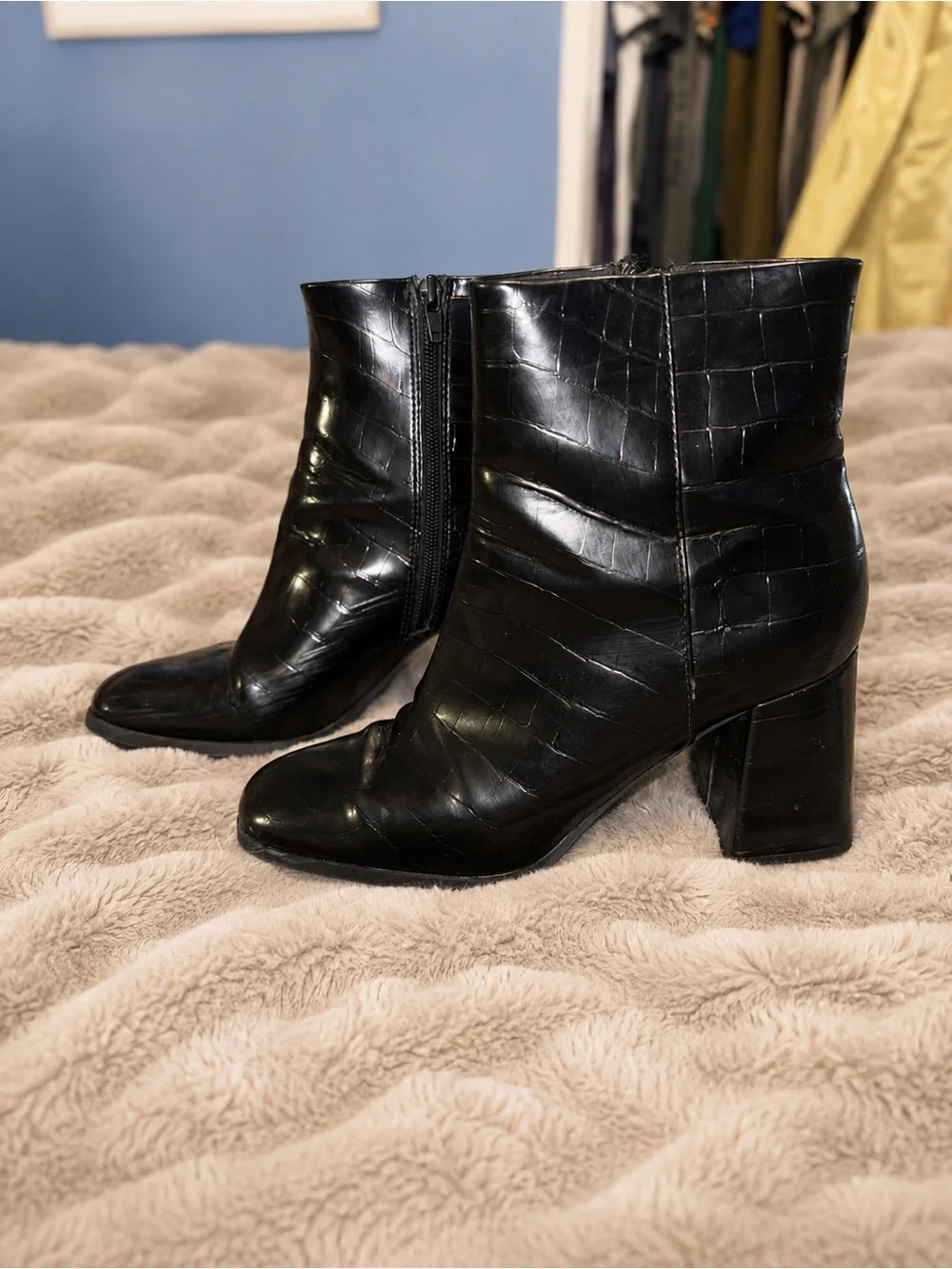 Madden Girl Black Croc-Embossed Pointed Toe Block Heel Ankle Boots